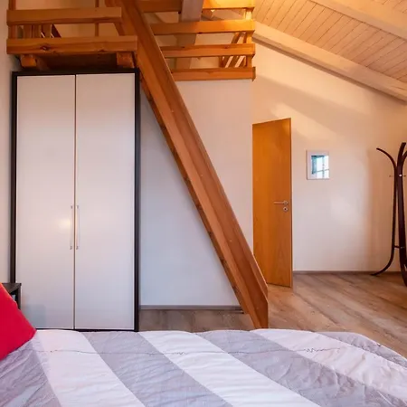 Herrenhaus Juergenshof - Tatil Evi Alt Schwerin