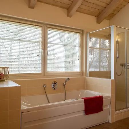 Herrenhaus Juergenshof - * Alt Schwerin